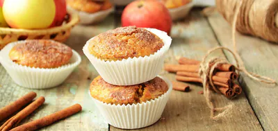 High_Carb_Apfel-Zimt_Muffins_shutterstock_241127314-1500x710.jpg