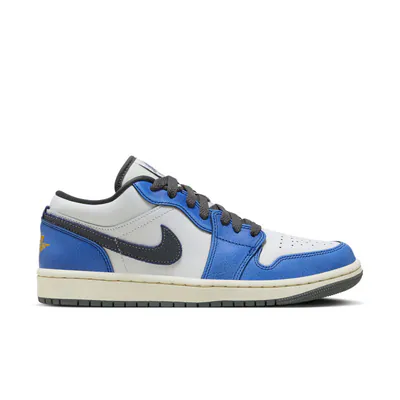 Nike Air Jordan 1 Low Flight_0005_FV8439_104_A_PREM.jpg