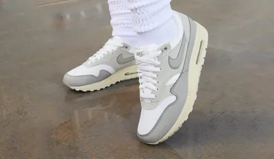 HF0026-001-Nike Air Max 1 ’87 Pure Platinum On Feet.jpg