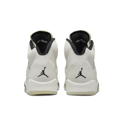FN7405_100Nike Air Jordan 5 Sail 6.jpg