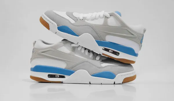 nike aj4 rm university blue menu2 snkr.png