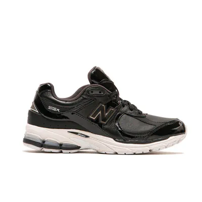 new-balance-2002r-leather-pack-black-u2002rd-1.png
