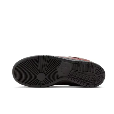 limosine-skateboards-x-nike-sb-dunk-low-hj4131-200-6.png