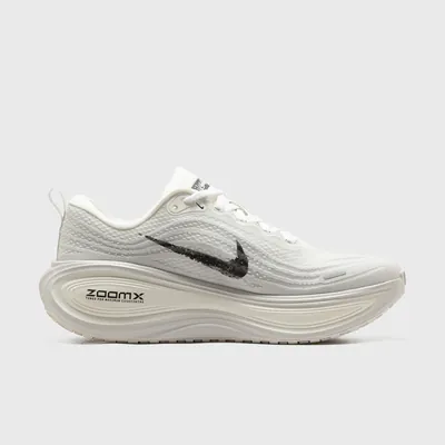 nike-vomero-plus-run-ih2268-100-2.png