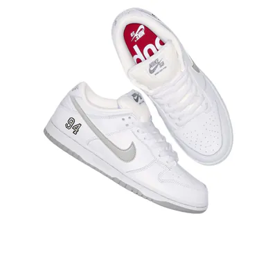 supreme-x-nike-sb-dunk-low-94-white-metallic-silver-hq8487-100-2.png
