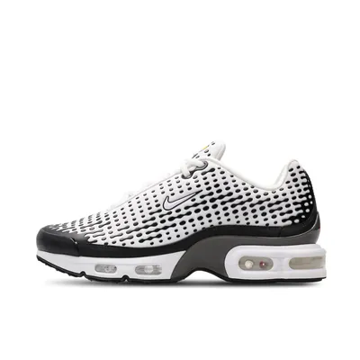 nike-air-max-plus-vii-white-black-hq2197-100-2.png