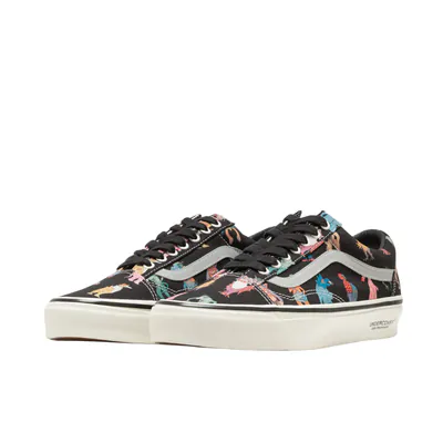 undercover-x-vans-old-skool-monster-black-vn000vanbla1-3.png