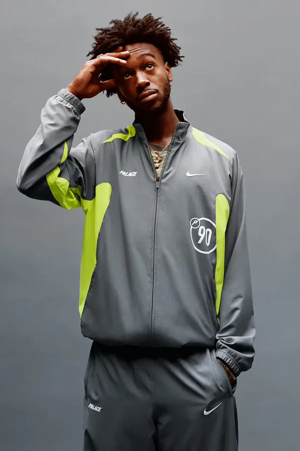 palace x nike blog15.png