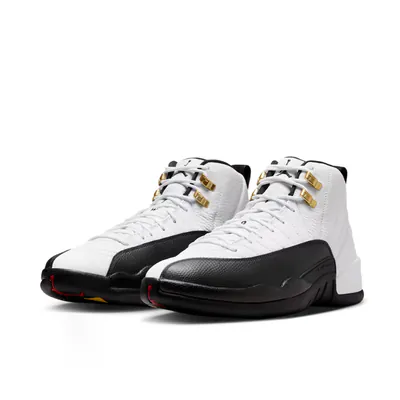 nike-air-jordan-12-taxi-ct8013-117-3.png
