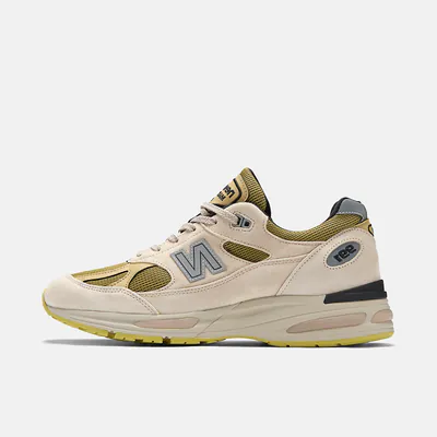 new-balance-991v2-made-in-uk-silver-birch-u991pw2-2.png