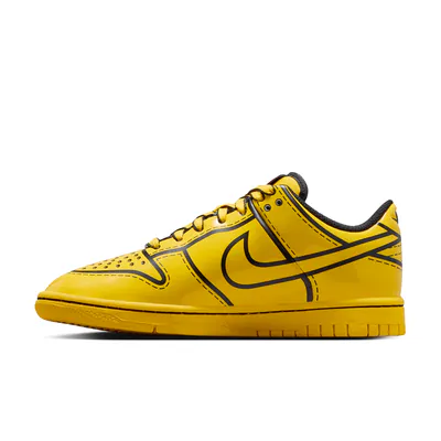 lego-x-nike-dunk-low-gs-tour-yellow-if2117-700-3.png