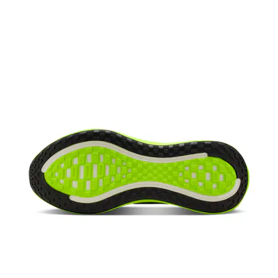 nike-vomero-plus-ekiden-im8072-999-2.png