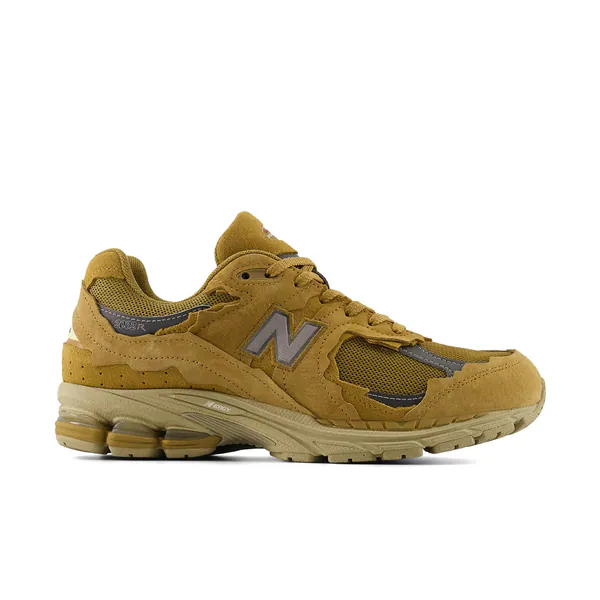 new-balance-2002dx-protection-pack-gore-tex-stucco-u20027oi-1.png