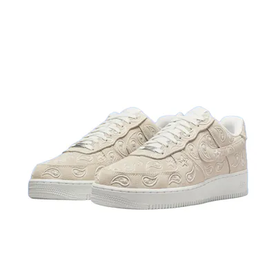 nike-air-force-1-low-paisley-pack-summit-white-iu2363-100-3.png