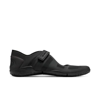 skims-x-nike-rift-mesh-black-io7694-001-1.png