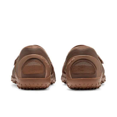 skims-x-nike-rift-mesh-archaeo-brown-io7694-201-4.png