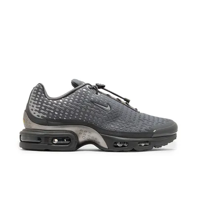 nike-air-max-plus-vii-iron-grey-iq0282-084-1.png