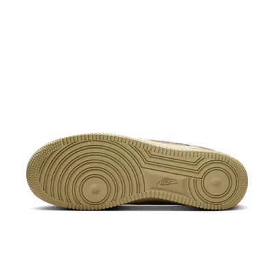 nike-air-force-1-low-asparagus-io5011-300-2.png