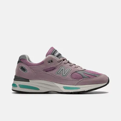 new-balance-made-in-uk-991v2-smoked-pearl-u991rr2-1.png