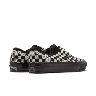 vans-lx-authentic-44-ek-punk-check-black-marshmallow-vn000ejc1kp1-4.png