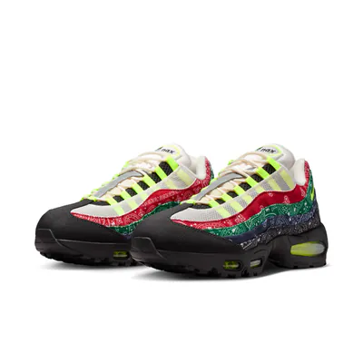 nike-air-max-95-big-bubble-paisley-bandana-iq0620-100-3.png