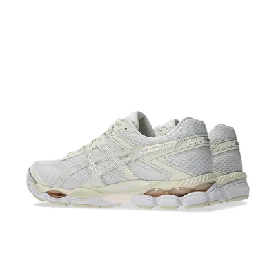 asics-gel-cumulus-16-white-cream-1203a887-100-4.png