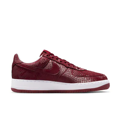 kobe-bryant-x-nike-air-force-1-low-lower-merion-aces-away-ib0018-600-2.png