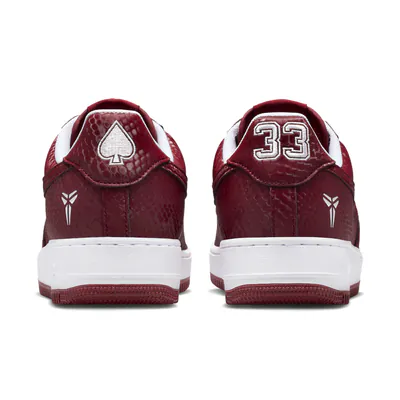 kobe-bryant-x-nike-air-force-1-low-lower-merion-aces-away-ib0018-600-4.png
