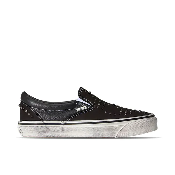 vans-premium-classic-slip-on-98-pearlized-black-vn000d9pbka-1.png