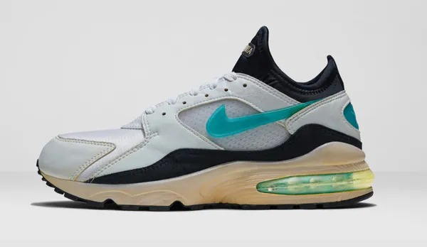 1993 - Nike Air Max 93.png