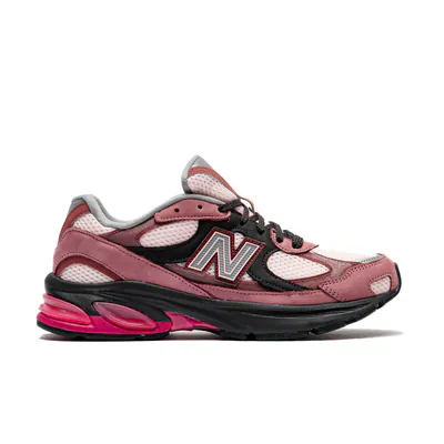 new-balance-2010-rosewood-u20109fv-1.png